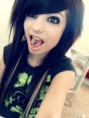 /album/fotogaleria-emo-girls/black-jpg/